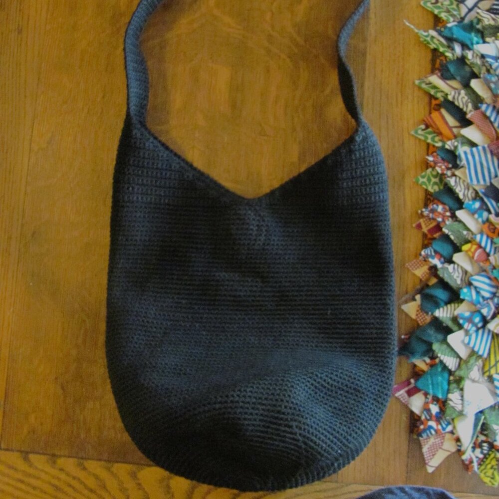The Sac black hobo purse